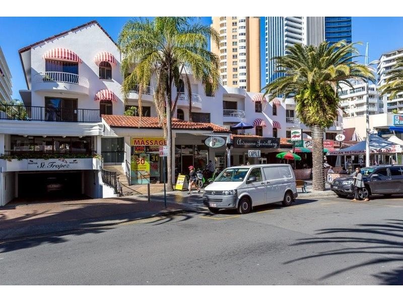 St Tropez/31 Orchid Avenue, Surfers Paradise QLD 4217
