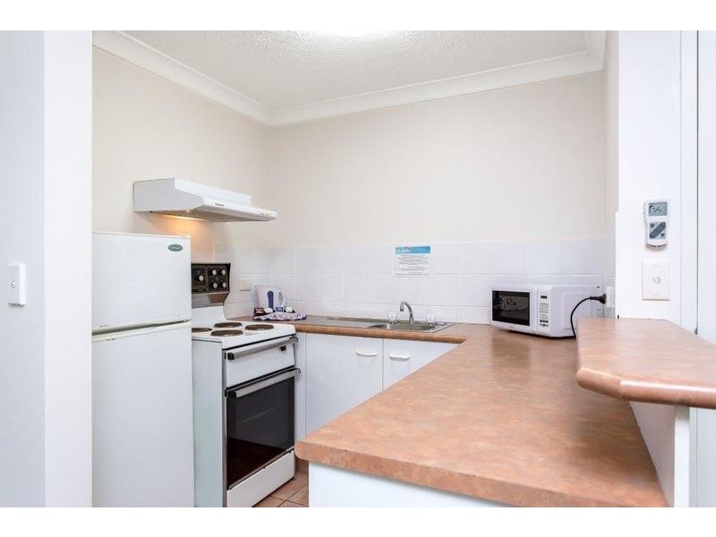 St Tropez/31 Orchid Avenue, Surfers Paradise QLD 4217
