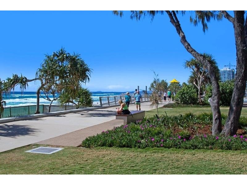 St Tropez/31 Orchid Avenue, Surfers Paradise QLD 4217