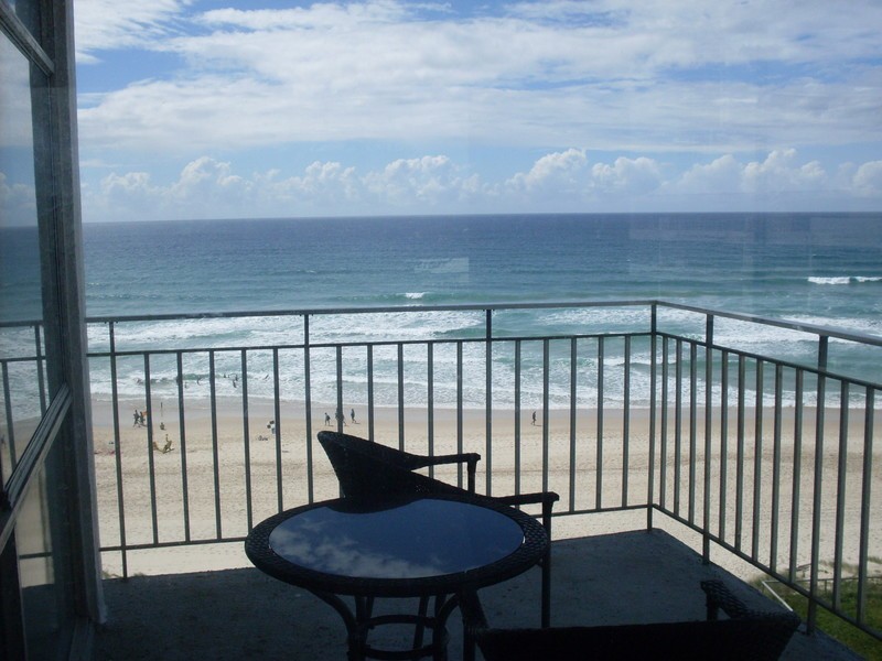 43 Garfield Terrace, Surfers Paradise QLD 4217