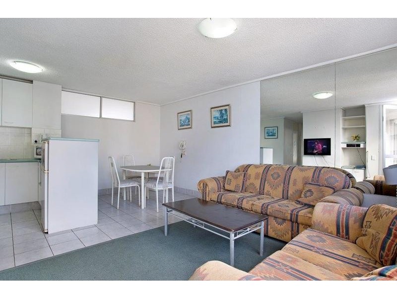 2 Ocean Avenue, Surfers Paradise QLD 4217