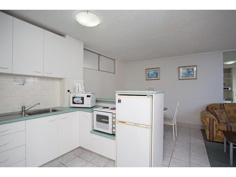 2 Ocean Avenue, Surfers Paradise QLD 4217