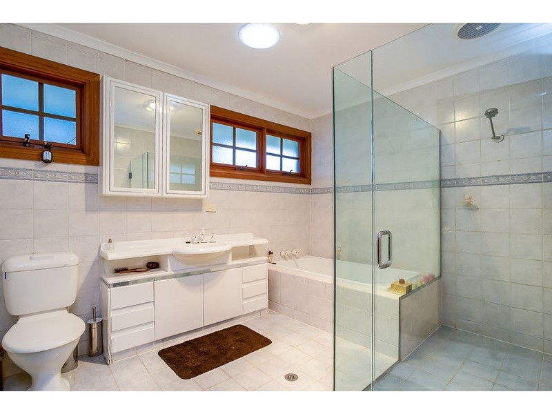 42 Reed Street, Ashmore QLD 4214