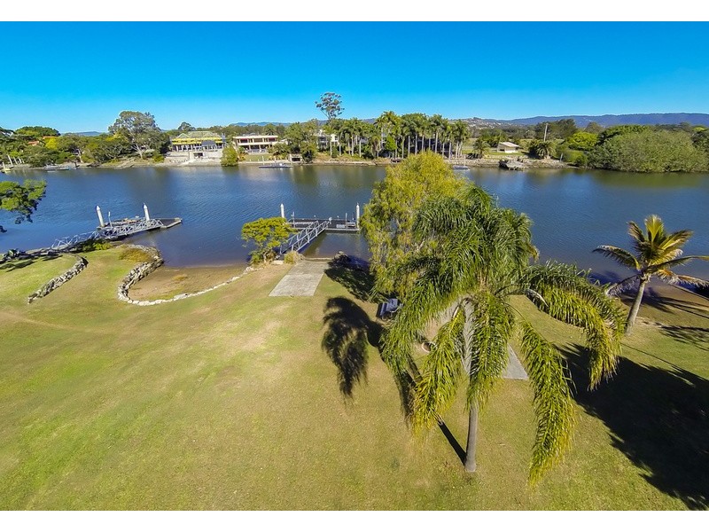 42 Reed Street, Ashmore QLD 4214