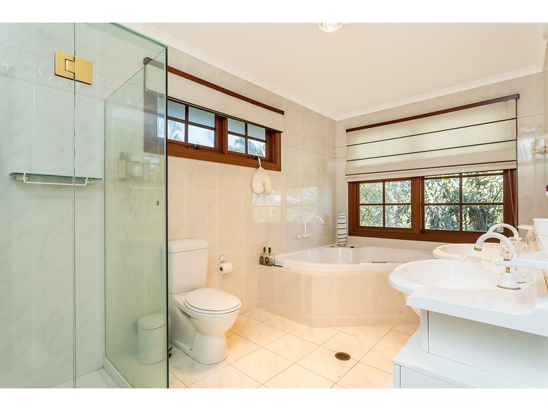 42 Reed Street, Ashmore QLD 4214