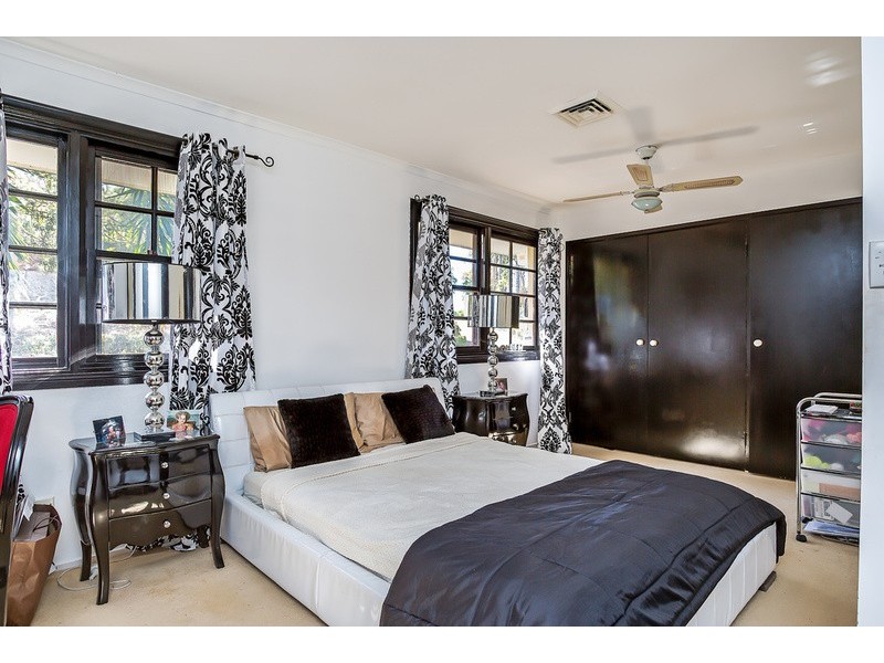 42 Reed Street, Ashmore QLD 4214