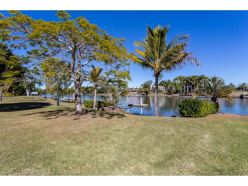 42 Reed Street, Ashmore QLD 4214