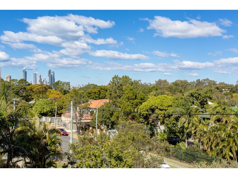 13/25 Chester Terrace, Southport QLD 4215