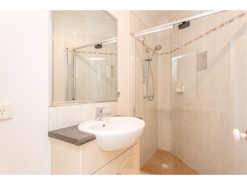 13/25 Chester Terrace, Southport QLD 4215