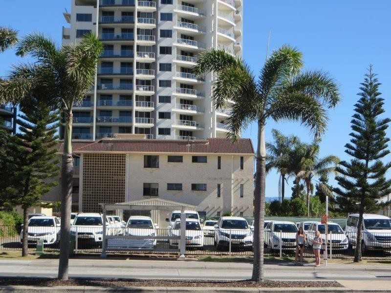 84,86,90 Ferny  Avenue, Surfers Paradise QLD 4217