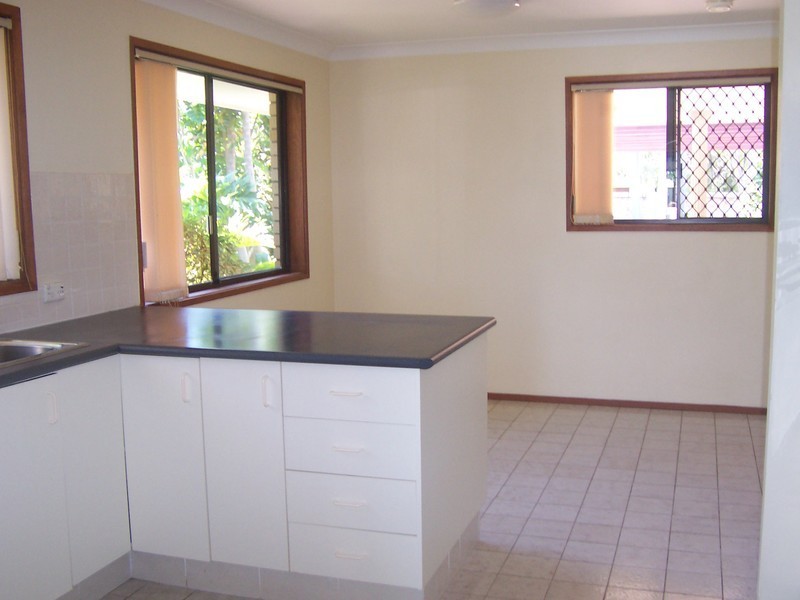 39 Platypus Avenue, Sorrento QLD 4217