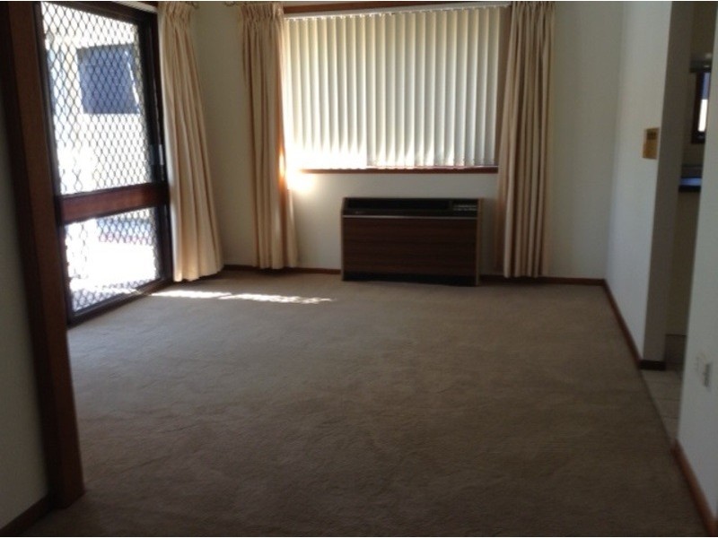 39 Platypus Avenue, Sorrento QLD 4217