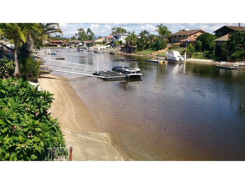 39 Platypus Avenue, Sorrento QLD 4217