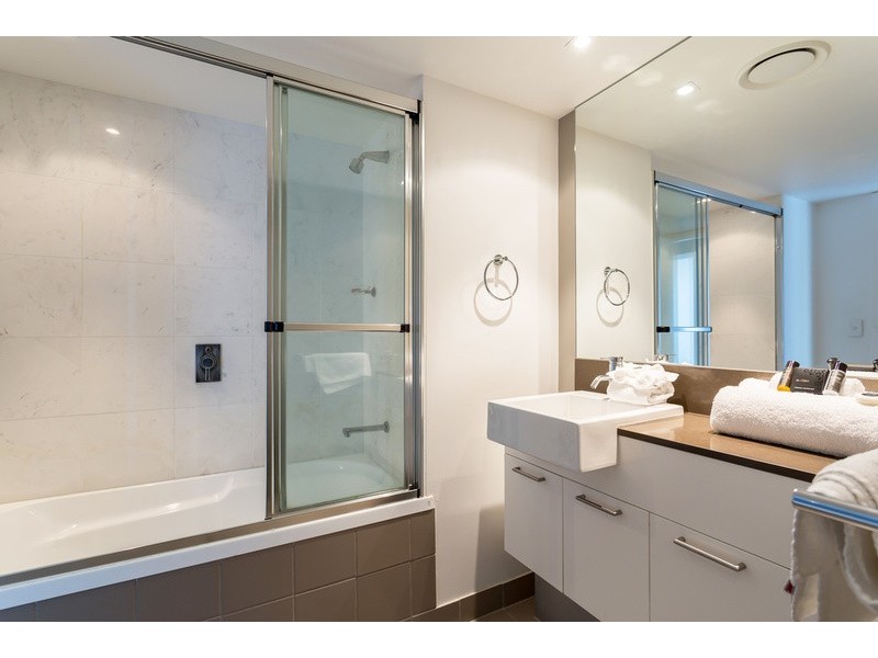 2103 Artique/18 Enderley  Avenue, Surfers Paradise QLD 4217