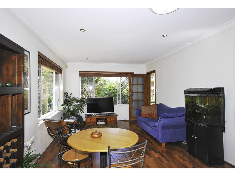 Antony Court/27 Enderley Avenue, Surfers Paradise QLD 4217