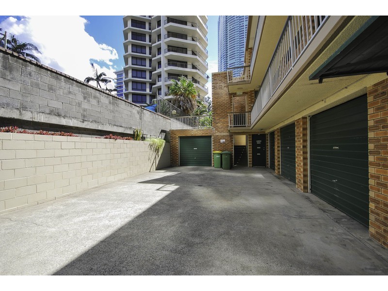 Antony Court/27 Enderley Avenue, Surfers Paradise QLD 4217