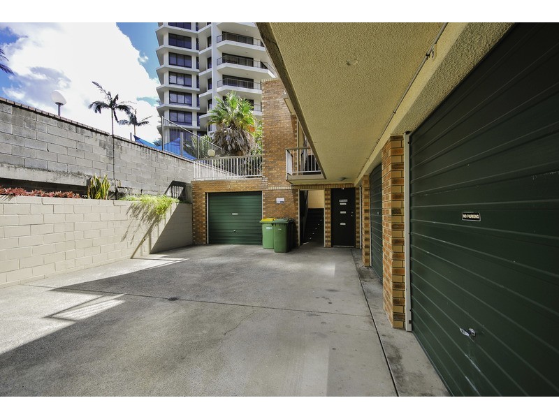 Antony Court/27 Enderley Avenue, Surfers Paradise QLD 4217