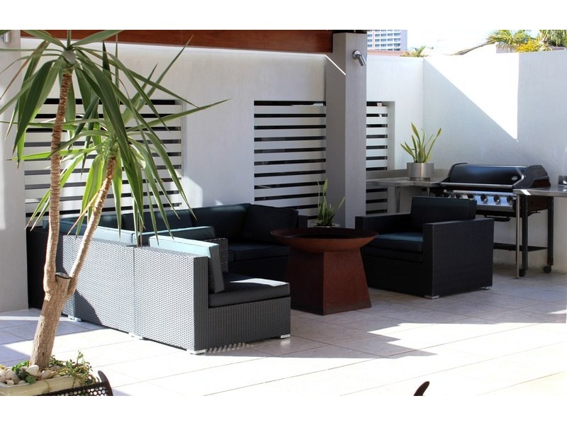 35 Amalfi Drive, Isle Of Capri QLD 4217