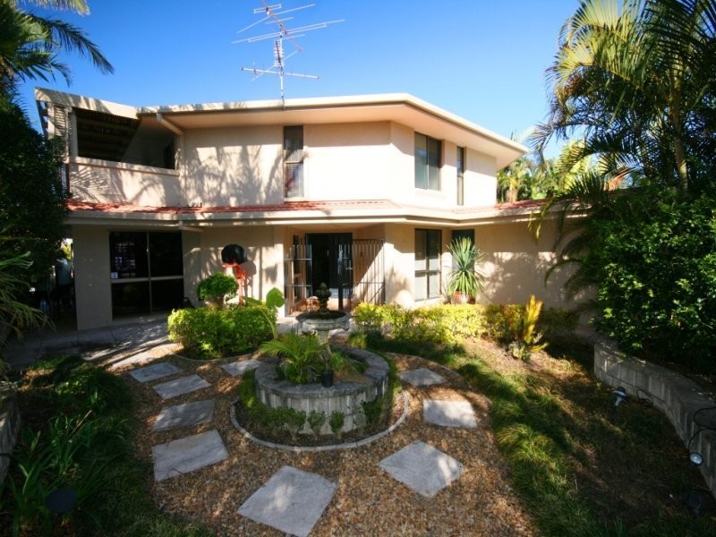 21 Buccaneer Court, Paradise Waters QLD 4217