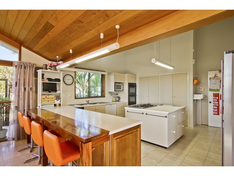 Paradise Waters QLD 4217