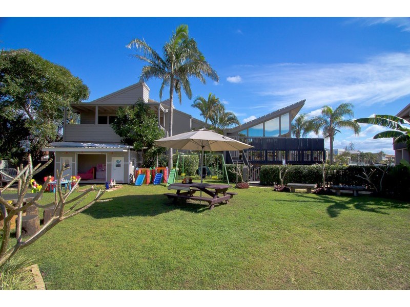 Paradise Waters QLD 4217