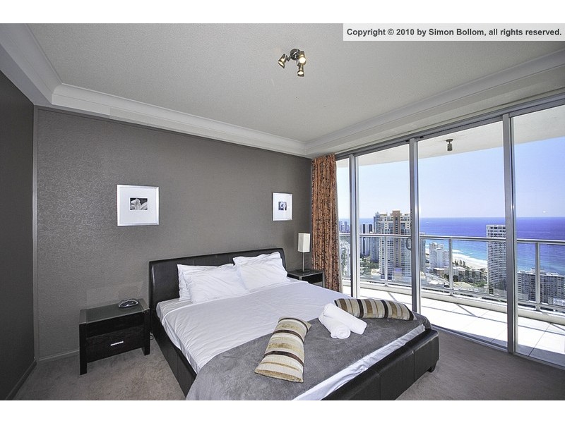 23 Ferny Avenue, Surfers Paradise QLD 4217