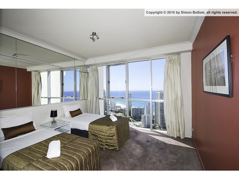 23 Ferny Avenue, Surfers Paradise QLD 4217