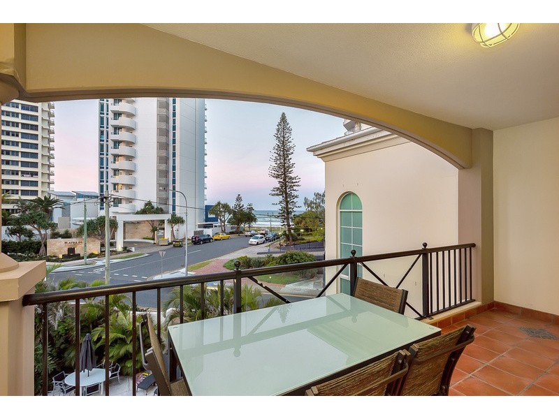 Villas De La Mer 17/4 – 6 Markwell Avenue, Surfers Paradise QLD 4217