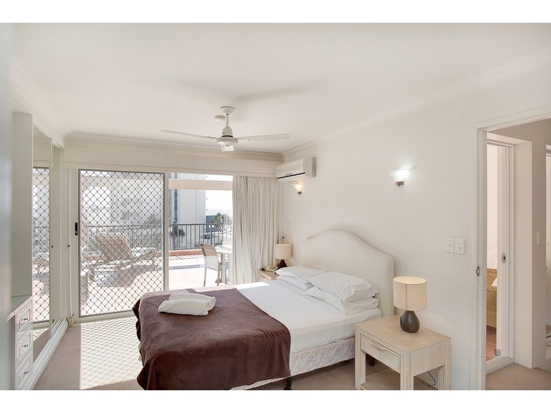 Villas De La Mer 17/4 – 6 Markwell Avenue, Surfers Paradise QLD 4217