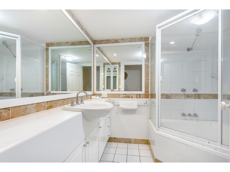 Villas De La Mer 17/4 – 6 Markwell Avenue, Surfers Paradise QLD 4217