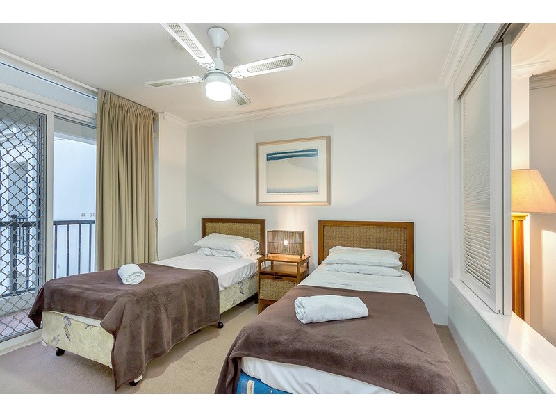 Villas De La Mer 17/4 – 6 Markwell Avenue, Surfers Paradise QLD 4217