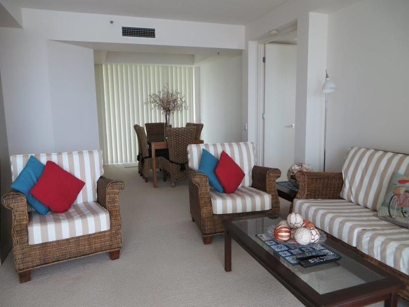 40 Riverview Parade, Surfers Paradise QLD 4217