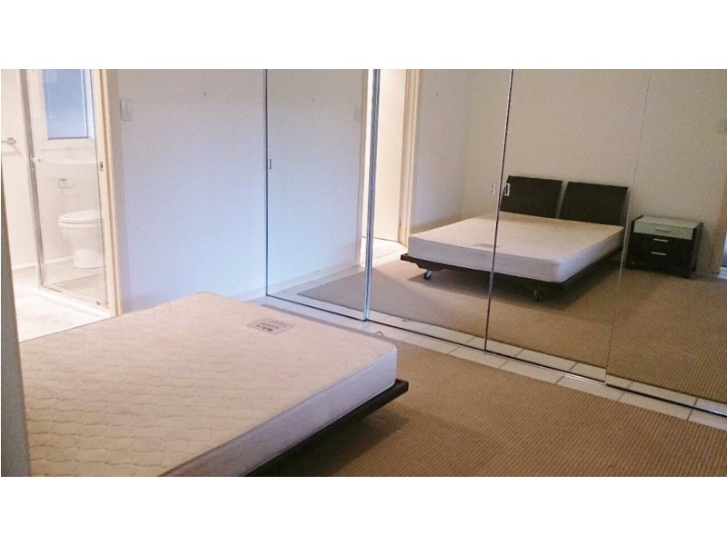 3/1958 Gold Coast Highway, Miami QLD 4220