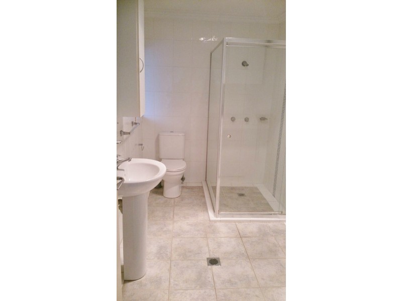 3/1958 Gold Coast Highway, Miami QLD 4220