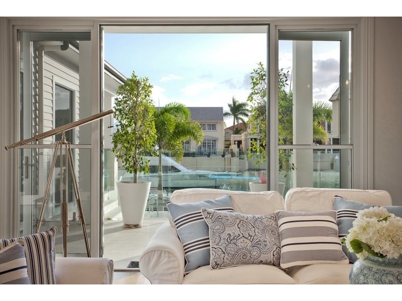 Paradise Waters QLD 4217