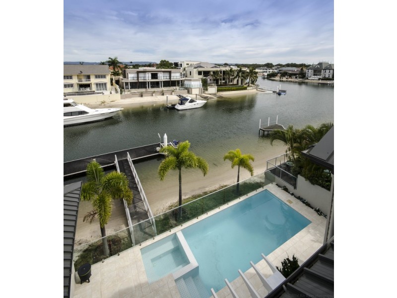 Paradise Waters QLD 4217