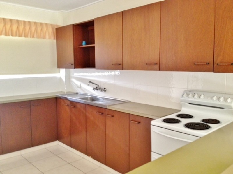 28 Marine Parade, Southport QLD 4215