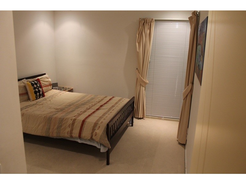 128 Benowa  Road, Southport QLD 4215