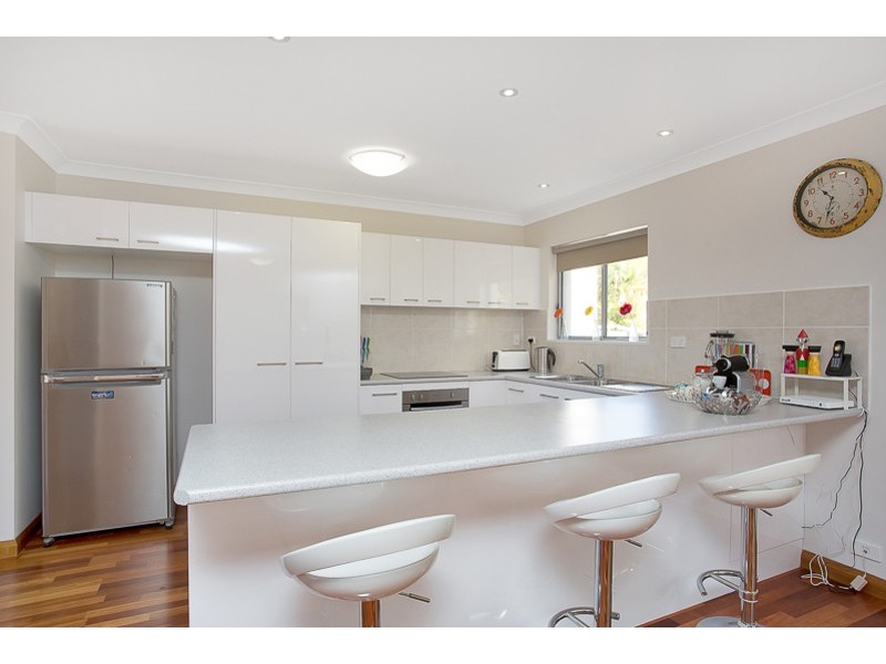 82 Sovereign Drive, Mermaid Waters QLD 4218