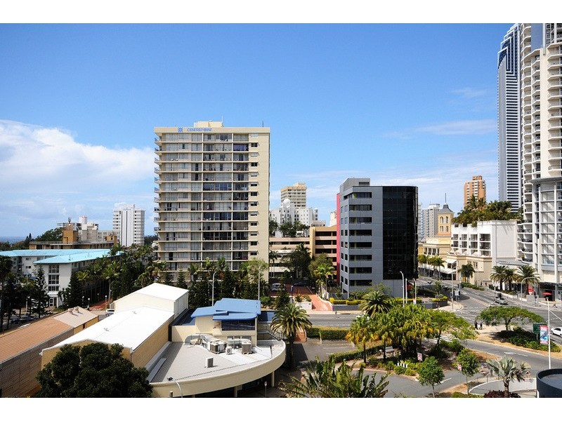 2 Riverview Parade, Surfers Paradise QLD 4217