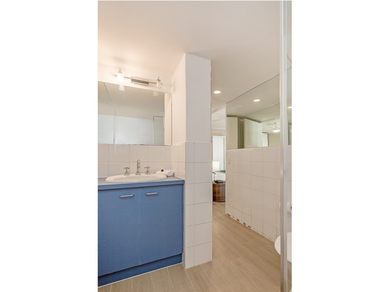 44 The Esplanade, Surfers Paradise QLD 4217