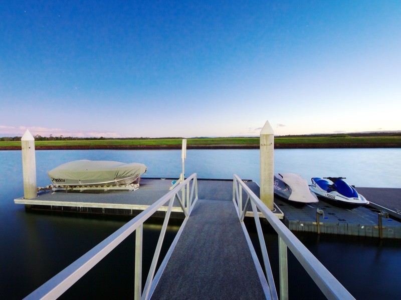 25 Windward Place, Jacobs Well QLD 4208