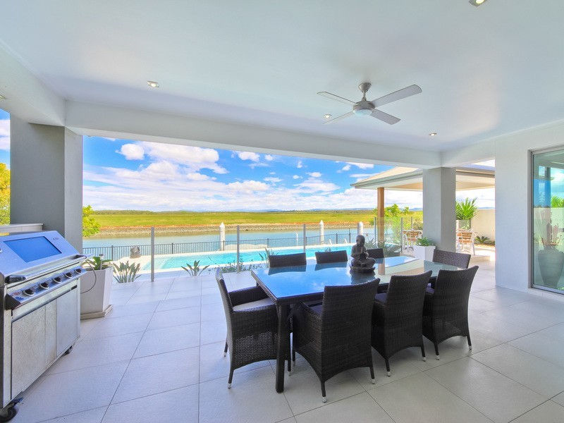 25 Windward Place, Jacobs Well QLD 4208