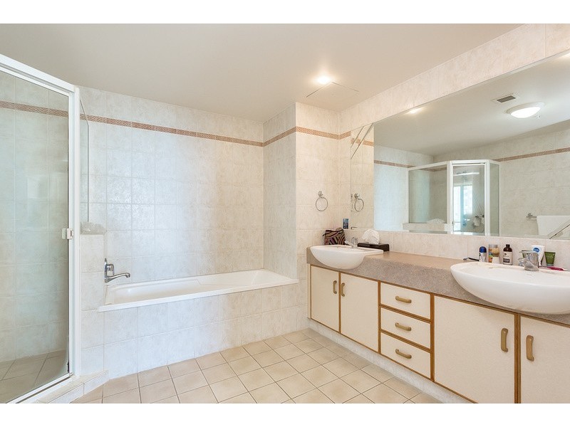 Sun City 3400 Surfers Paradise Boulevard, Surfers Paradise QLD 4217