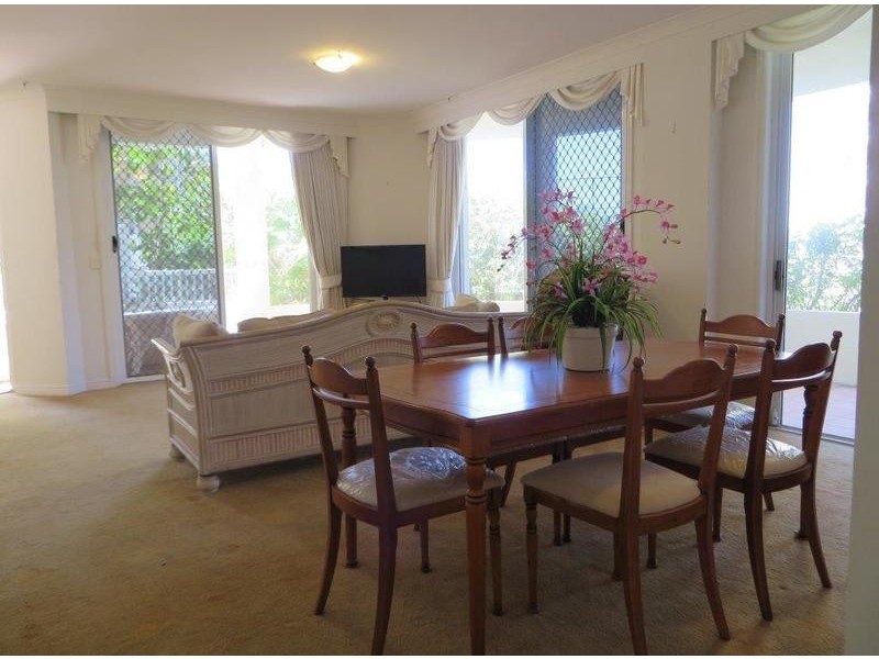 7-/11 Elkhorn  Avenue, Surfers Paradise QLD 4217