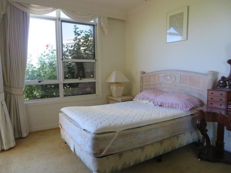 7-/11 Elkhorn  Avenue, Surfers Paradise QLD 4217