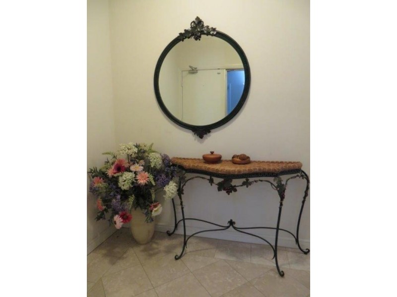 7-/11 Elkhorn  Avenue, Surfers Paradise QLD 4217