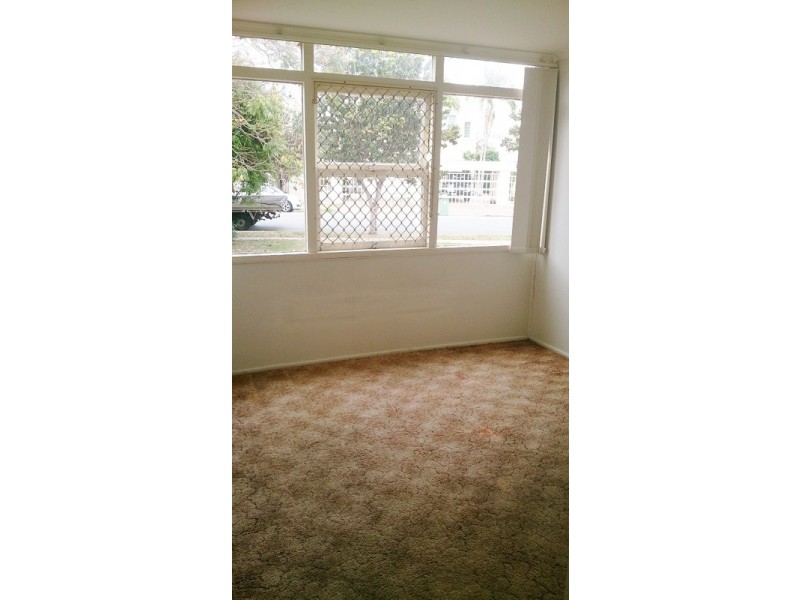 1/250 Stanhill Drive, Surfers Paradise QLD 4217