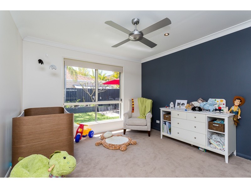 15 Vanderbilt Court, Varsity Lakes QLD 4227