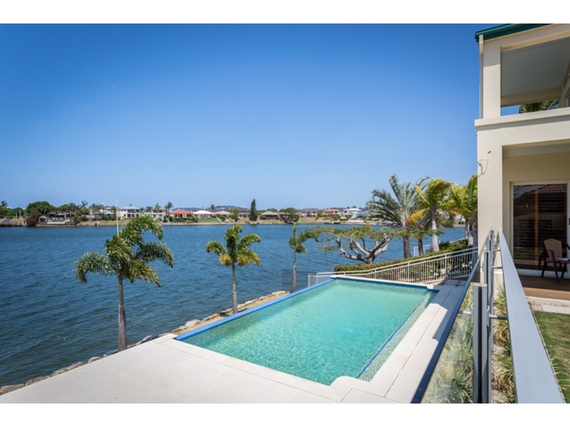 2 Massachusetts Court, Varsity Lakes QLD 4227